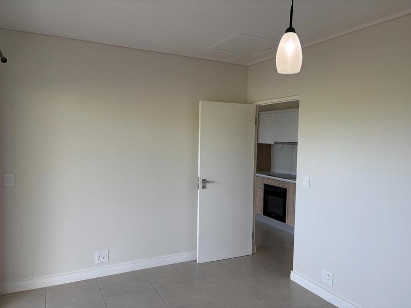 To Let 1 Bedroom Property for Rent in Richwood Western Cape